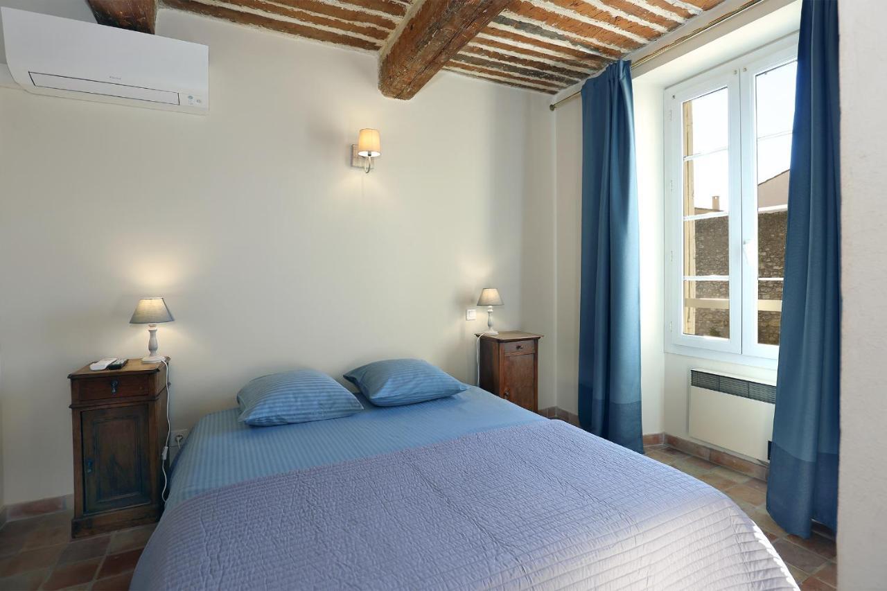 Le Cheval Blanc Bed & Breakfast La Bastide-des-Jourdans ภายนอก รูปภาพ