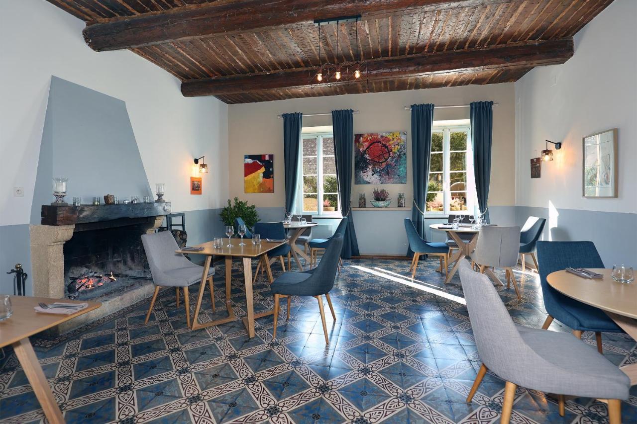 Le Cheval Blanc Bed & Breakfast La Bastide-des-Jourdans ภายนอก รูปภาพ