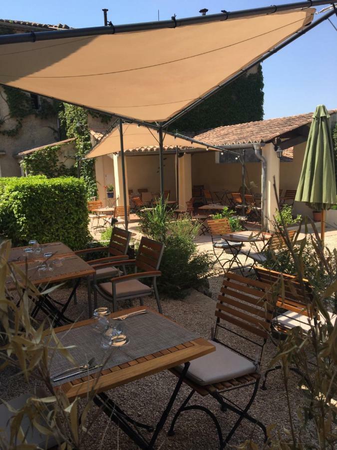 Le Cheval Blanc Bed & Breakfast La Bastide-des-Jourdans ภายนอก รูปภาพ